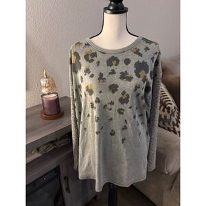 Easel NWT women's large long sleeve top‎ cheetah print gray